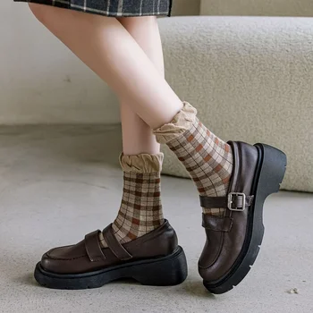 Retro Kadın Çorap Çiçek Nakış Harajuku Vintage Streetwear Ekip Çorap Hayvanlar Karikatür Sevimli Japon Kawaii Kız Kadın Çorap