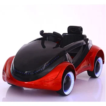 Çocuk Açık Oyuncak Araba Yüksek hızlı müzikli ışık Dört tekerlekli Elektrikli Oyun Araba Salıncak Arabası Yarış çocuk hediye