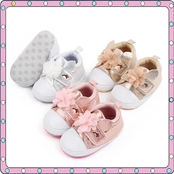 0-12M Bebek Ayakkabıları Kızlar Bling Sneaker Toddler Çiçek Karikatür spor ayakkabılar Bebek Yumuşak Tabanlı Yürüteç Yenidoğan Dantel Tatlı Beşik Ayakkabı