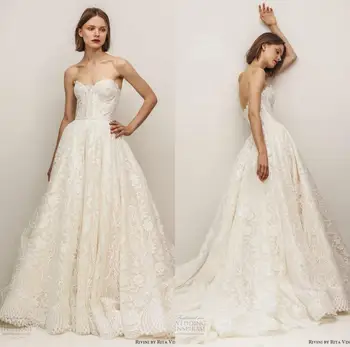 2020 Plaj düğün elbisesi es Bir Çizgi Sevgiliye Dantel Aplikler Bohemian düğün elbisesi Kolsuz Sweep Tren Boho Vestidos De Novia