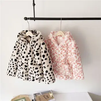2022 Bebek Kız Leopar Sahte Kürk Palto Ceket Sonbahar Kış Giysileri Çocuklar Zarif sıcak tutan kaban Çocuk Giysileri Paltolar E524