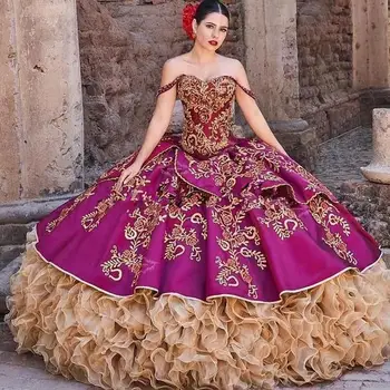 2022 Prenses 15 Yıl Quinceanera Elbiseler Mor Balo Ruffles Katmanlı Altın Aplikler Seksi Kız Korse Parti Elbise