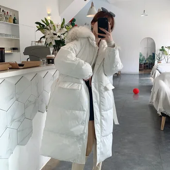Beyaz Ördek şişme ceket kadınlar Kış Yeni Parkas Kapşonlu Sıcak Dış Giyim Uzun Büyük Kürk Yaka uzun kaban Gevşek balon ceket Kemer İle