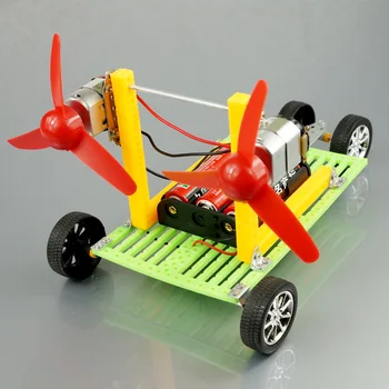 El yapımı küçük üretim teknolojisi küçük güç araba çift motorlu pervane oyuncak dıy montaj modeli