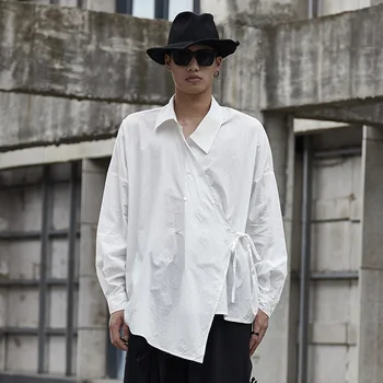 Japon Niş Tasarım erkek Uzun kollu Asimetrik Dantel-up Profil Gömlek Üst Düzensiz Eğik Ön Gömlek
