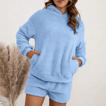 Rahat Loungewear kadın Kürklü Kapüşonlu Sweatshirt ve şort takımı Sonbahar Kış Geri Dönüşümlü Polar İki Parçalı Set Kadın Pijama setleri