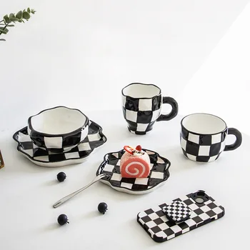Siyah ve Beyaz Ekose Seramik Kupa Yaratıcı Çatal Tatlı tabağı kahve kupa çay bardağı